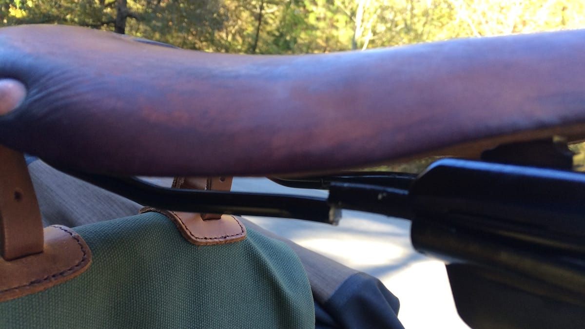 Closeup view of a broken rail on a bicycle seat.
