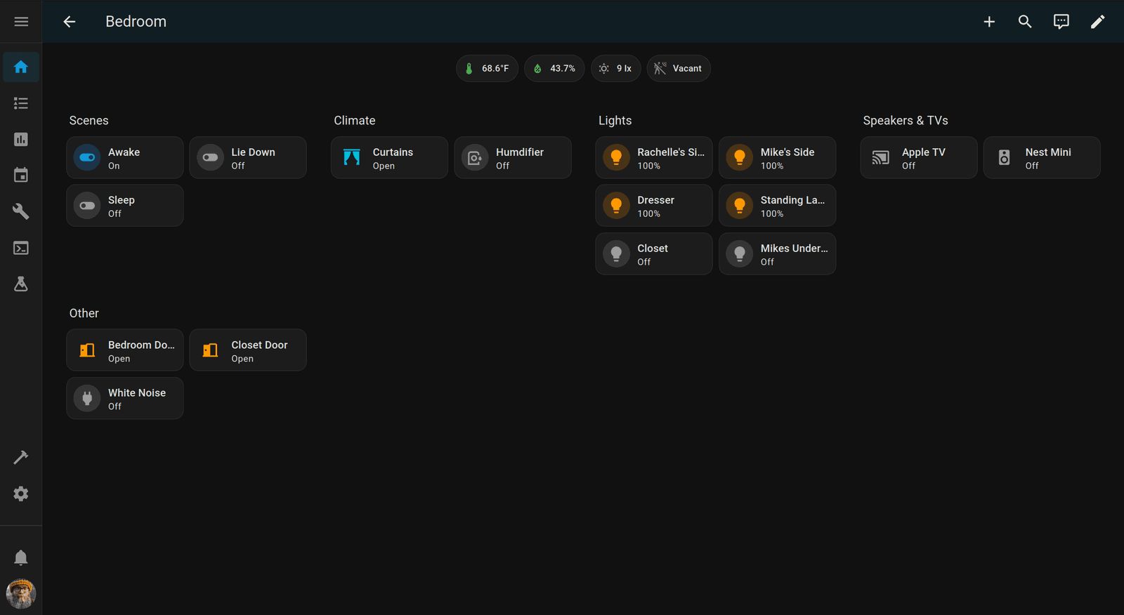 Bedroom dashboard showing scene buttons, curtain and humidifier controls, six light switches, Apple TV and Nest Mini speakers, door and closet contact sensors, and white noise toggle